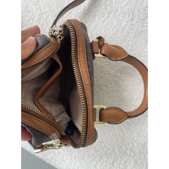 Michael Kors Micheal Kors mini Bauletto crossbody bag - Picture 4 of 5